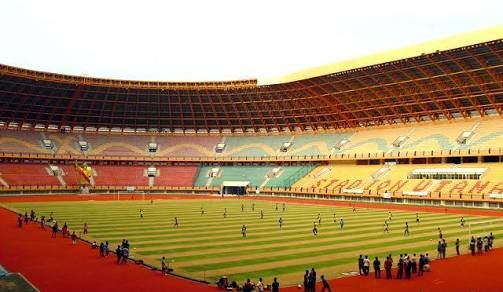 Gubri Dorong Swasta Kelola Stadion Utama Riau