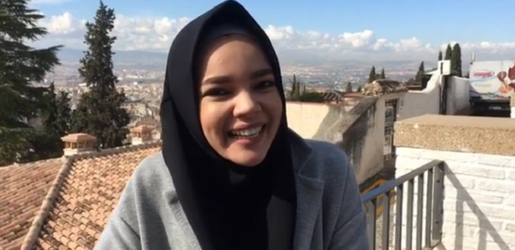 Ada Alat Vital Pria di Daftar Belanjaan, Dewi Sandra Kaget