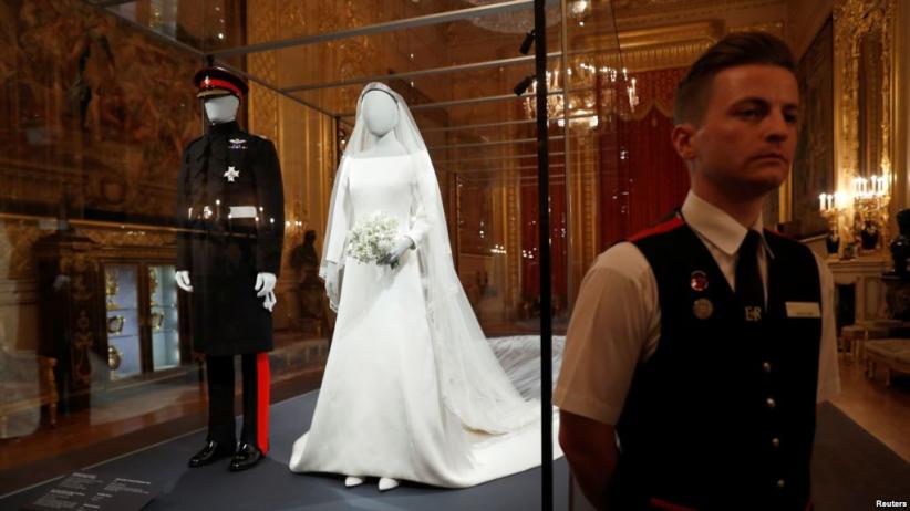 Busana Pernikahan Pangeran Harry-Meghan Markle Dipamerkan