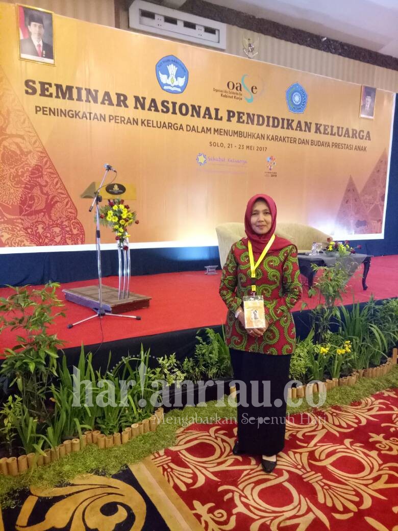 Ketua TP PKK Kuansing Hadiri Seminar Nasional Pendidikan Keluarga