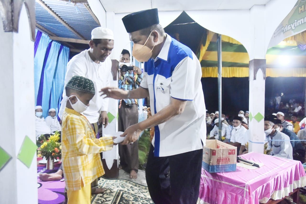 Wabup Inhil, Syamsuddin Uti Hadiri Gema Muharram di Kecamatan Enok