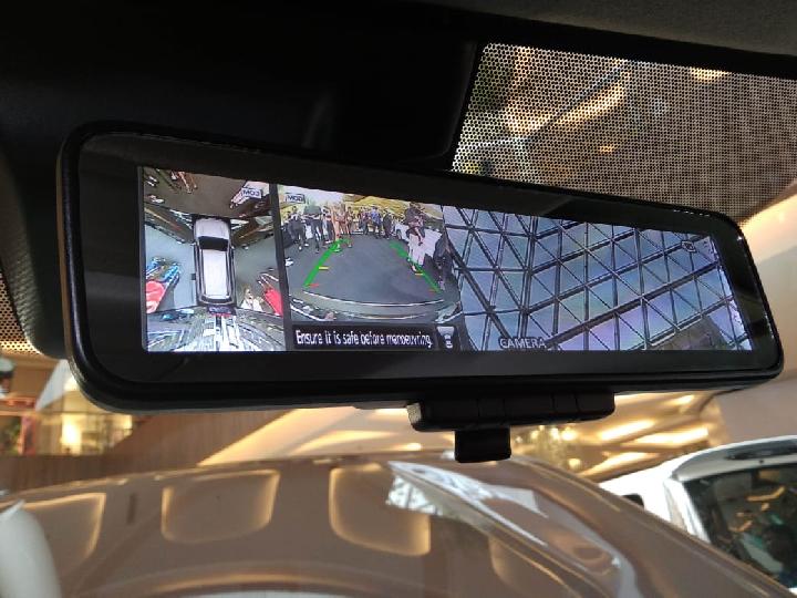 Spion Canggih di Dalam Mobil New Nissan Terra