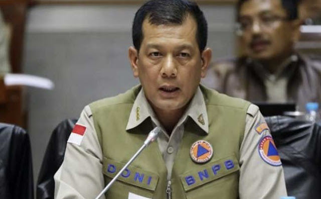 Staf BNPB Luruskan Isu Doni Monardo yang Positif COVID-19 Telah Divaksin