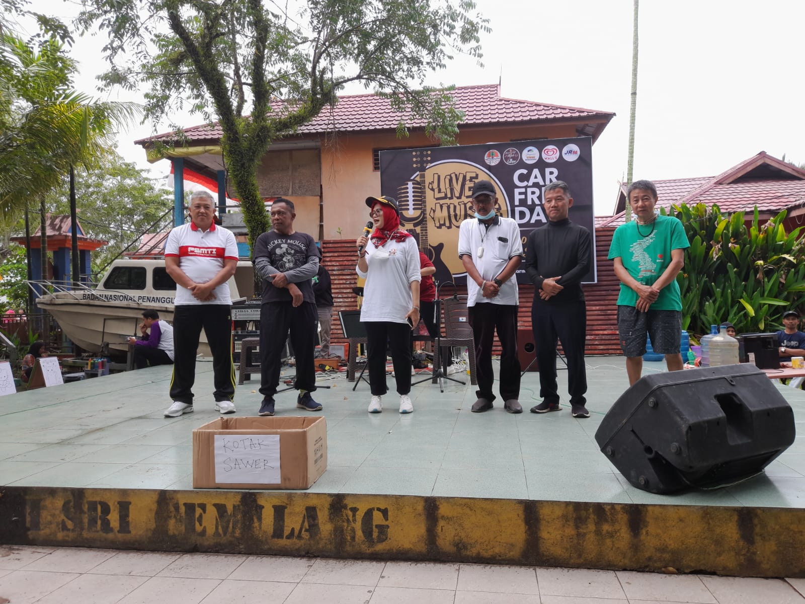 Live Musik, Bhakti Adhyaksa Ikut Meriahkan CFD Swarna Bumi Tembilahan