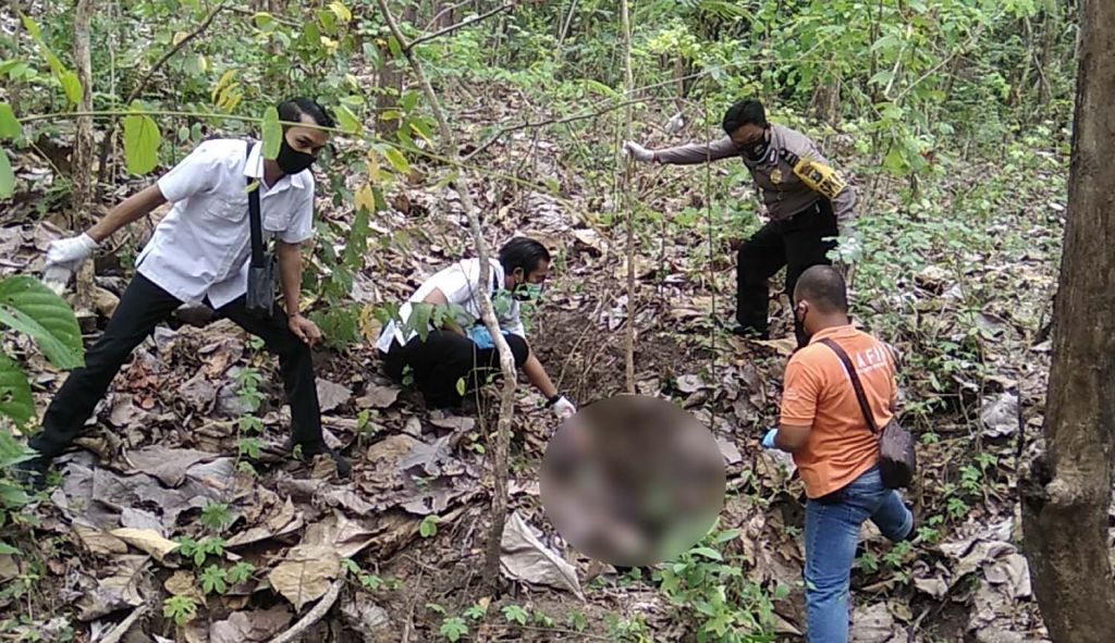 Saling Bacok, Dua Pria Ditemukan Tewas di Hutan