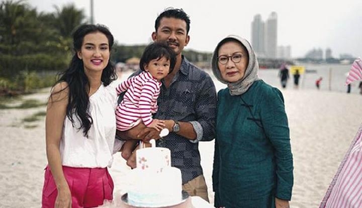 Ratna Sarumpaet Dipukuli, Netizen Banjiri Instagram Putrinya