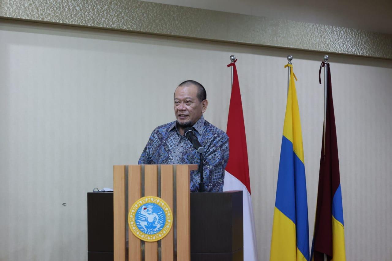 Ketua DPD RI: Pelajaran Agama Bisa Tangkal Penyebaran Radikalisme di Medsos