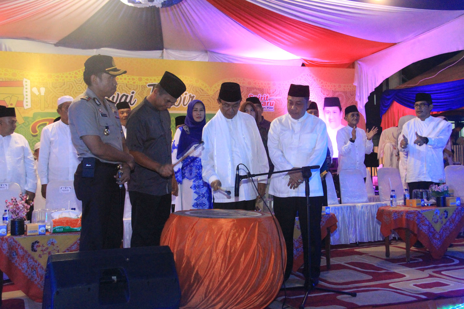 Ribuan Peserta Ikuti Pawai Takbir di Inhil