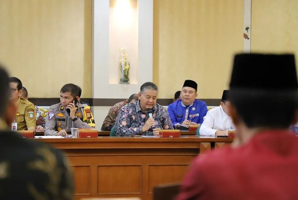 Sambut Roadshow Bus KPK Ke Riau, Sekda Inhil H. Afrizal Ikuti Rapat Persiapan Bersama Pemprov