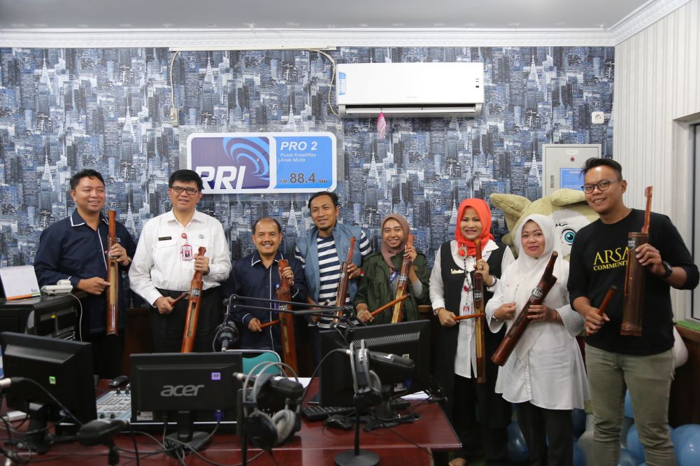 CT Arsa Foundation Dialog Kentongan Tanggap Bencana di RRI Pekanbaru