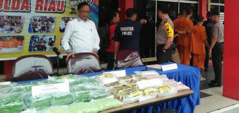 Modus Baru Penyelundupan Narkoba Diungkap Polda Riau, 29 Kg Sabu dan 40.000 Ekstasi Diletakkan di sini