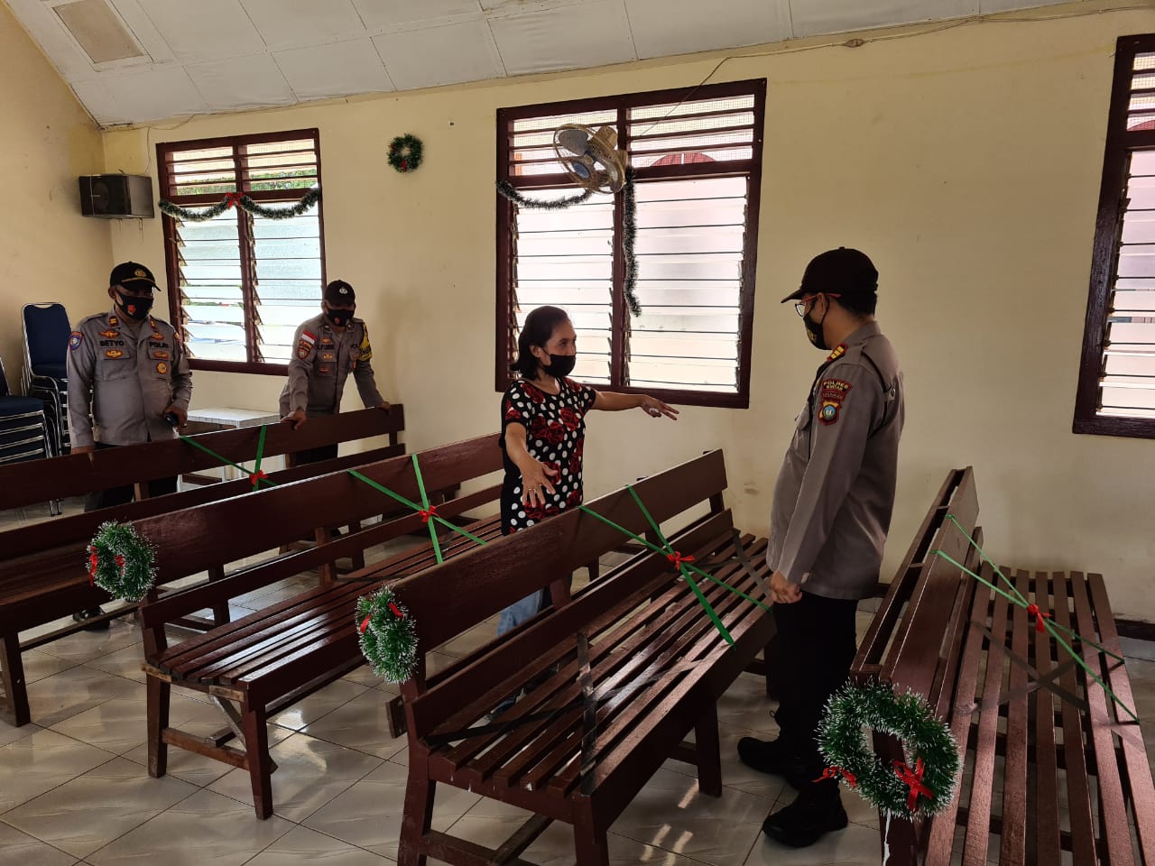 Tim Gabungan Cek Kesiapan Protokol Kesehatan Di Gereja Wilayah Kecamatan Bintan Timur