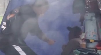 Penjual Kopi Tak Silau Harta, Cuma Minta Dibayar Rp3 Ribu Padahal Ditawar Rp2 Juta