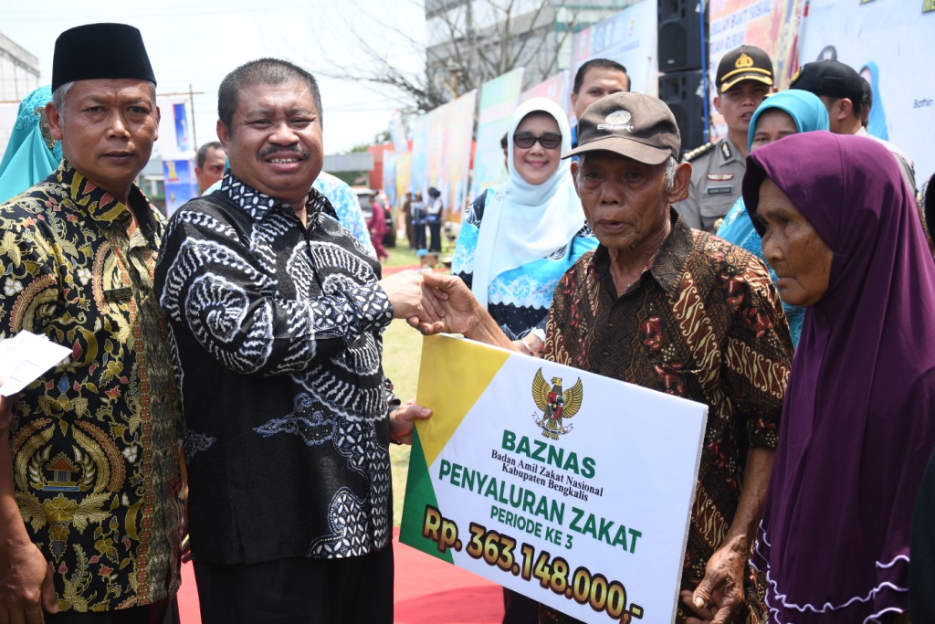 Baznas Salurkan Bantuan Usaha Ekonomi Masyarakat Periode Ketiga Tahun 2019