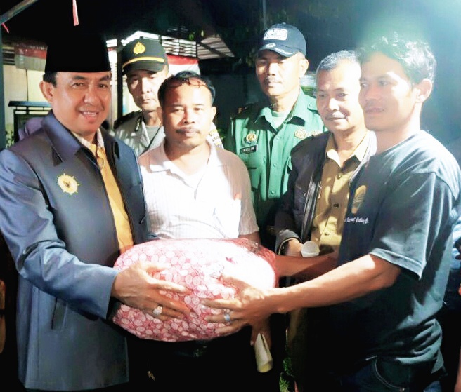 Bupati HM Wardan Terus Pantau Korban Banjir Di Desa Mumpa, Tempuling