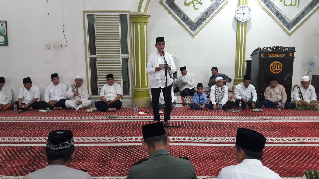 Safari Ramadhan Pemrov Riau Ke Kuansing di Masjid Sa'adah Pasar Lubuk Jambi