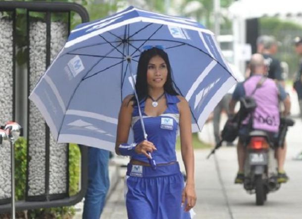 Ada Gadis Payung dari Indonesia di MotoGP Malaysia, Dampingi Rossi Pula