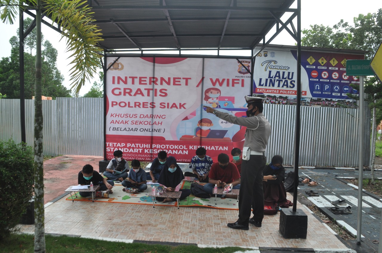 Peduli Pendidikan Dimasa Pendemi Covid - 19, Polres Siak Siapkan Internet Gratis Bagi Pelajar