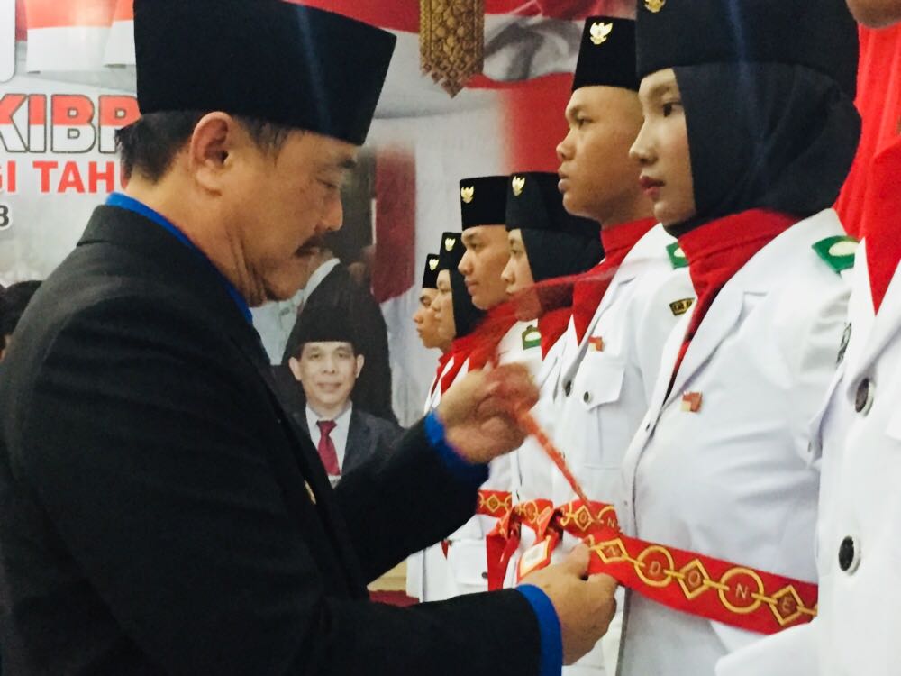 Sambut Hut RI Ke-73 :  Wabup Halim Kukuhkan 30 Anggota Paskibraka Kuansing 2018