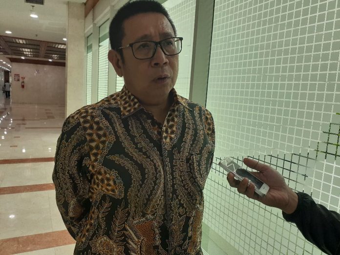Legislator Desak OJK Setop Keluarkan Sertifikat untuk Debt Collector