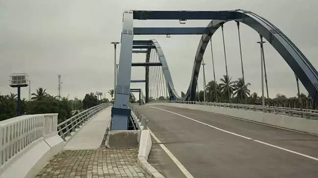 Jembatan Rp100 M Lebih Jadi Pajangan