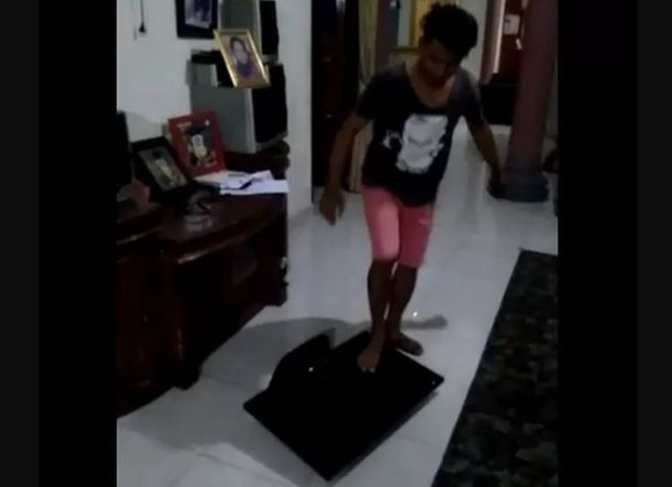 TERNYATA!!! Pria yang Banting TV Karena Prabowo Kalah Versi Quick Count Warga Sumatera Barat