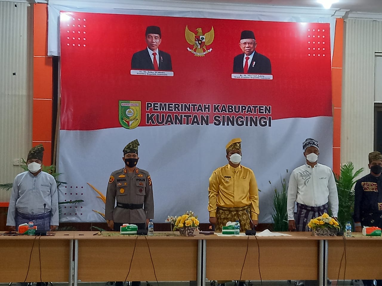 Kapolres Kuansing AKBP Rendra Okhta Dinata Ikuti HUT Riau Ke 64