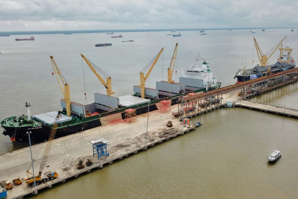 BPS : Neraca Perdagangan Riau Surplus US$ 2,06 Miliar