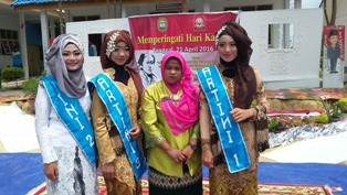 SMAN Bernas Binus Gelar Pemilihan Miss Kartini
