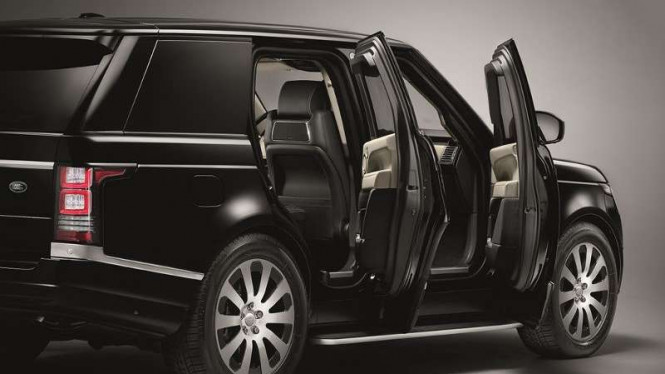 Naik Mobil Ini, Anda Akan Selamat dari Serangan Bom