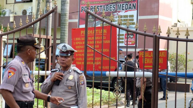 Terkait Bom di Polrestabes Medan, Polisi Buru Seorang Imam Pengajian