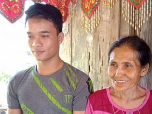 Senyum Semringah Idris Setelah Lewati Malam Pertama dengam Istri 65 Tahun