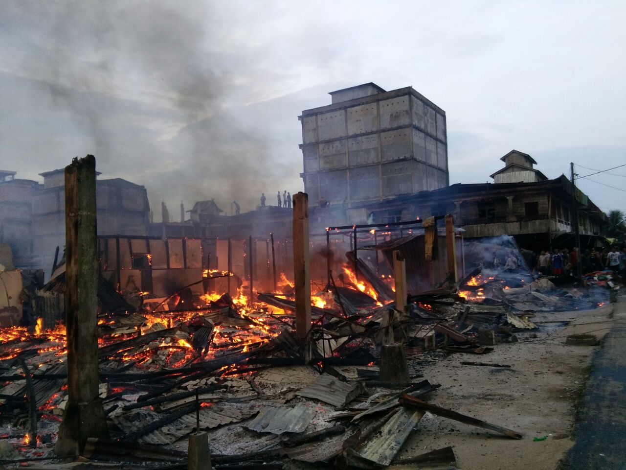 57 Unit Ruko di Keritang, Inhil Ludes Terbakar di Pagi Lebaran