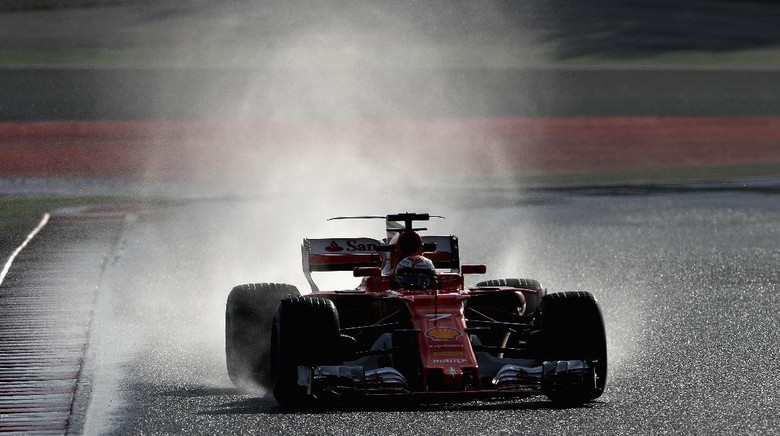 Raikkonen Tercepat di Hari Terakhir