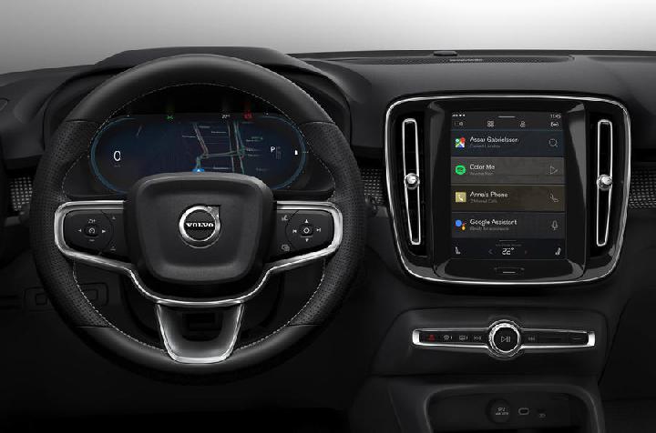 Sistem Infotainment Baru Volvo XC40 Serasa Pakai Ponsel Seluler