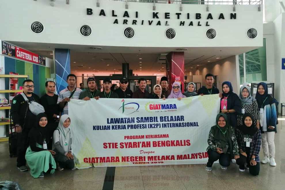 14 Mahasiswa STIE Syariah Bengkalis Kuliah Kerja Profesi Internasional di Malaysia