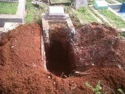 Suami Bongkar Kuburan Istri yang Meninggal Karena Covid-19, Ini Alasannya