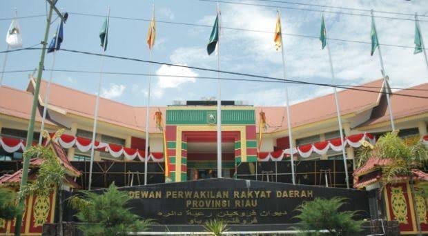 Minggu Ini Diharapkan Pelantikan Pimpinan DPRD Riau