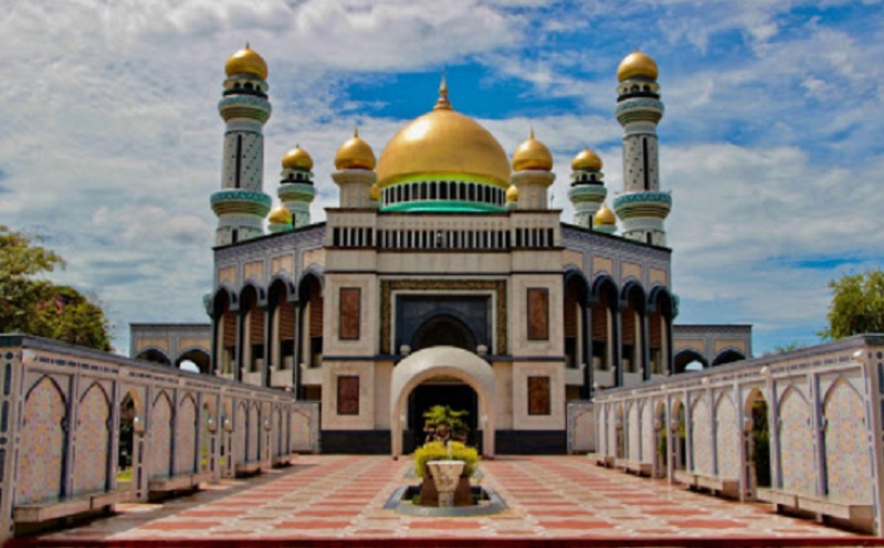 Penutupan Masjid-Masjid Diperpanjang, Azan dan Zikir Tetap Digemakan