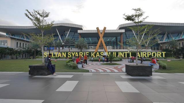 Bayar Parkir di Bandara SSK II Pekanbaru Harus Menggunakan Uang Elektronik