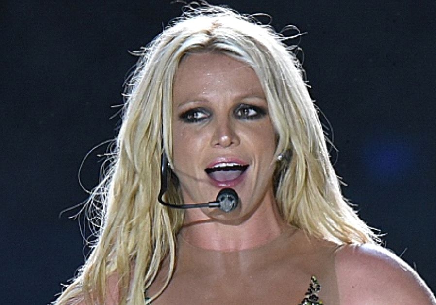 Britney Spears Salah Sebut Kota saat Konser