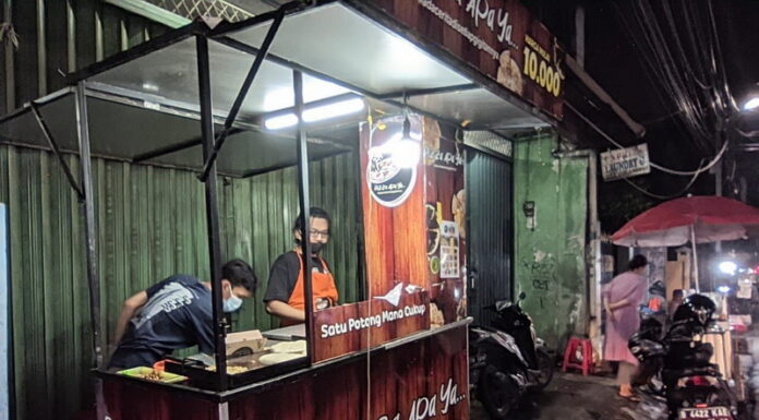 Curhat Penjual Jualan Pizza yang Gak Laku, Malah Laris Manis Setelah Viral di TikTok