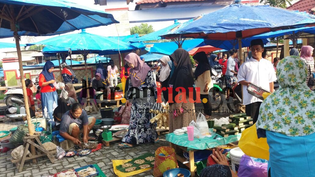 Pedagang Pasar Lumpur Dipindah, Pasar Rakyat Kuansing Mulai Dihuni