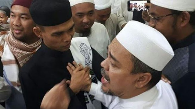 Bela Habib Rizieq, UAS: Apa Dosa dan Kesalahannya? Berapa BUMN yang Pernah Dijualnya?