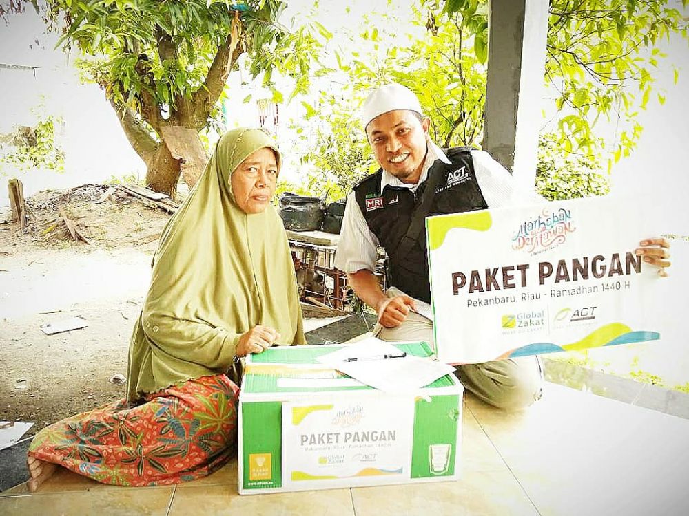 ACT Riau Distribusikan Paket Pangan Menyapa Warga