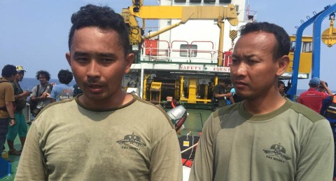 Dua Penyelam TNI AL Penemu Black Box Lion Air Diberi Hadiah