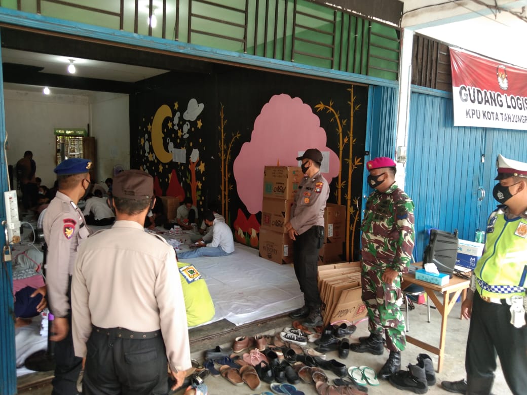 Polres Tanjungpinang Amankan Proses Pelipatan Surat Suara Pilkada Serentak Tahun 2020