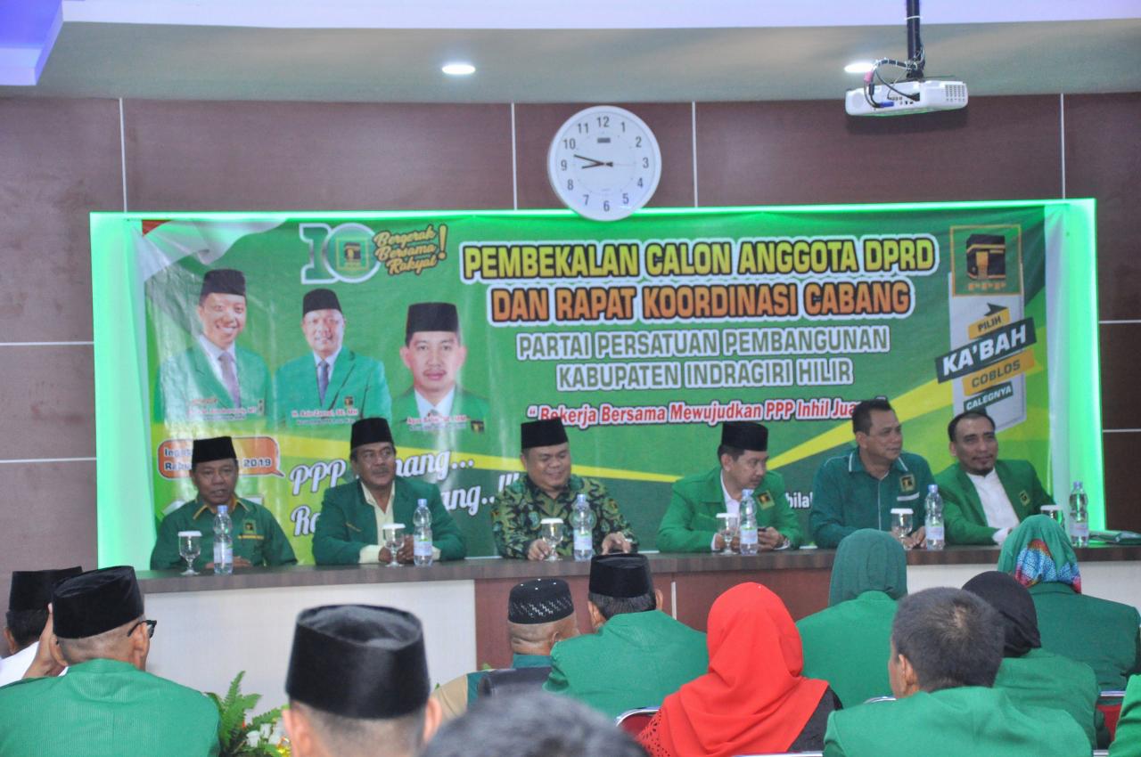 Ketua DPW PPP Riau, Jon Hendri Hasan Buka Kegiatan Pembekalan Anggota DPRD dan Rakorcab DPC PPP