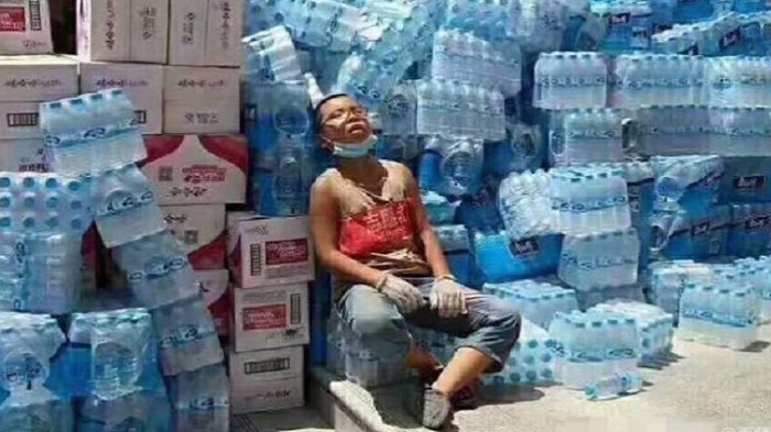 Siapa Sangka Bocah 12 Tahun yang Tidur Sambil Mangap ini Adalah Pahlawan