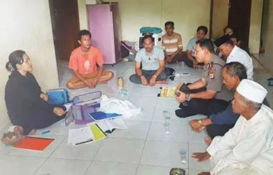 Polisi Periksa Pengikut Kerajaan Ubur-ubur, Ini Hasilnya